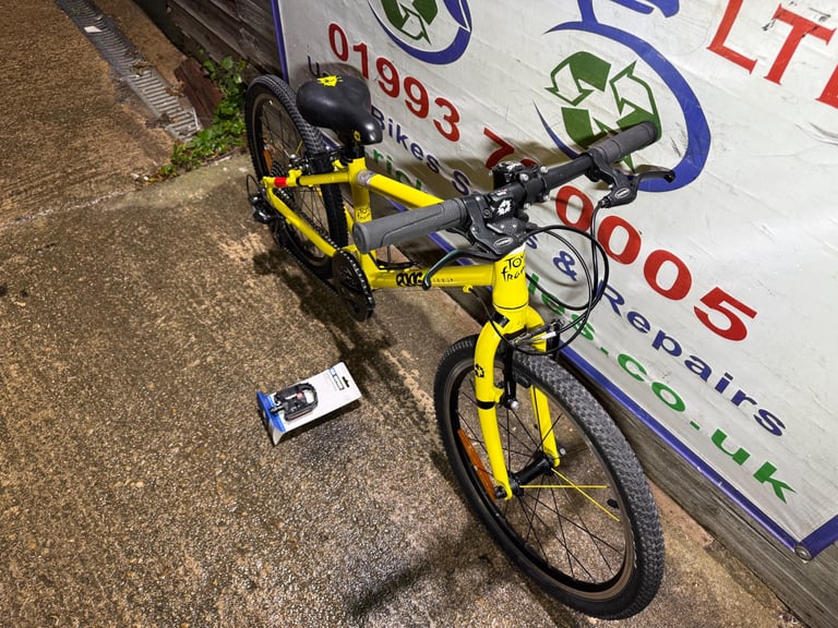 Frog 55 20” Wheel Kids Bike. Yellow No3. £200 (£400 new). Excellent condition!
