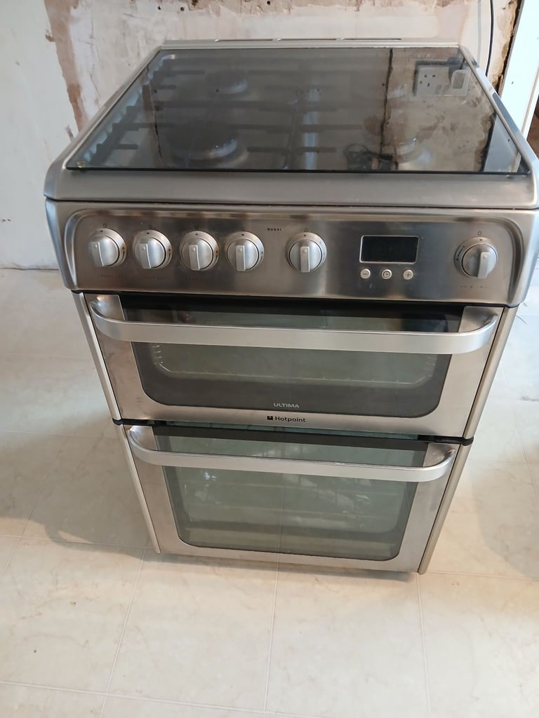 Hotpoint gas double oven and hob combo
