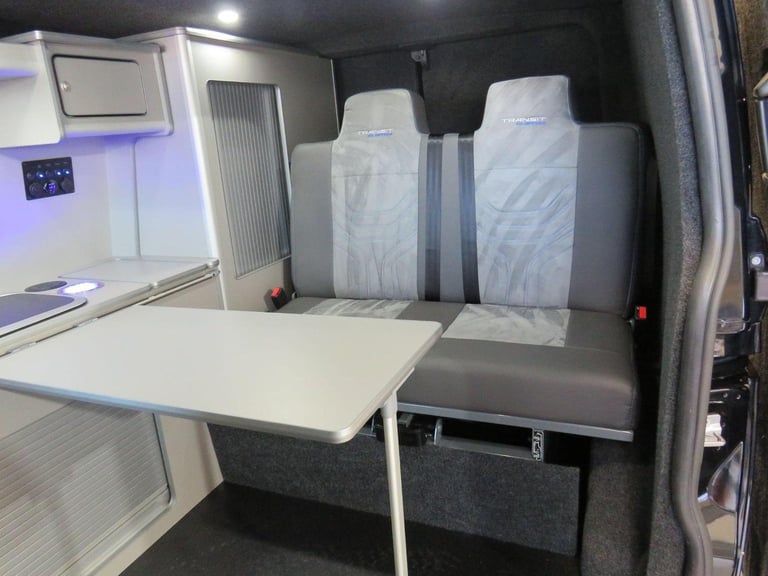 FORD TRANSIT CUSTOM 300 Limited Camper Van - Day Van - Motohome Black Manual Die