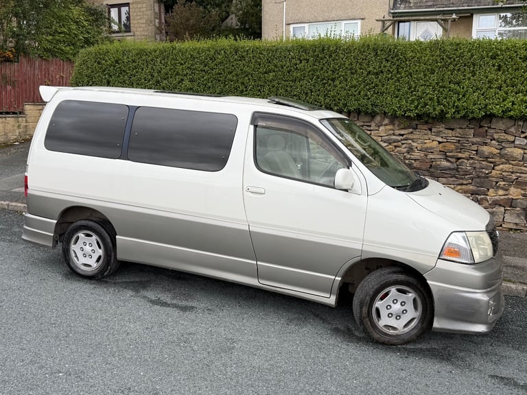 image for 2012 Toyota HiAce V6 PETROL/LPG AUTO WHITE   Petrol Automatic