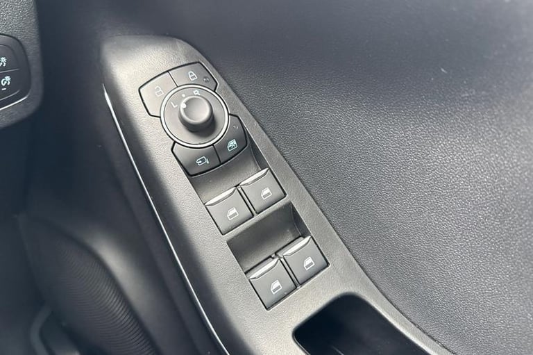 2023 Ford Puma 1.0 EcoBoost Hybrid mHEV ST-Line 5dr- With Satellite Navigation Manual Hatchback P...