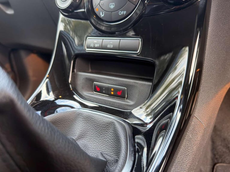 2016 Ford Fiesta 1.0 Fiesta Titanium X 5dr HATCHBACK Petrol Manual