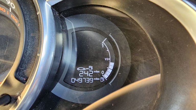 Citroen, DS3, Hatchback, 2015, Manual, Diesel, 1560 (cc), 3 doors