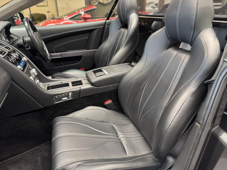 ASTON MARTIN VIRAGE 6.0 V12 Volante T-TronicII Euro 5 2dr 2011