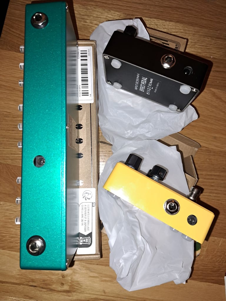 Guitar effects pedals £15 each