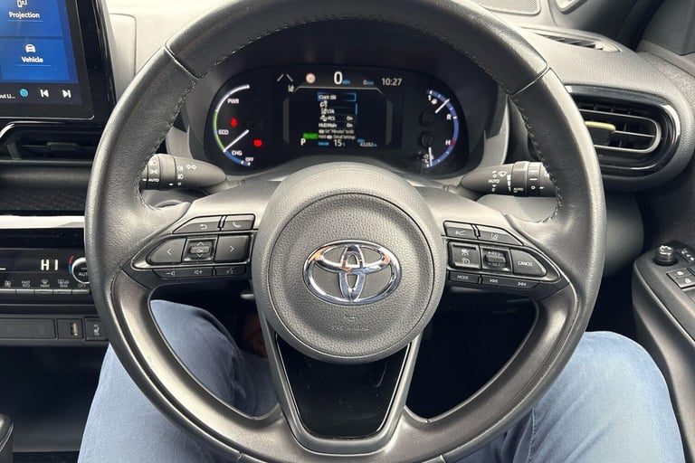 2022 Toyota Yaris 1.5 Hybrid Premiere Edition 5dr CVT Estate Hybrid Automatic