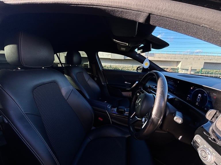 Mercedes-Benz, A CLASS, Hatchback, 2018, Semi-Auto, 1332 (cc), 5 doors