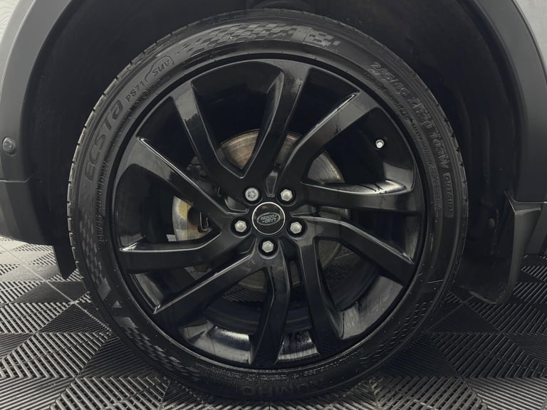 2017 Land Rover Discovery Sport 2.0 TD4 HSE Dynamic Lux Auto 4WD Euro 6 (s/s) 5dr ESTATE Diesel A...
