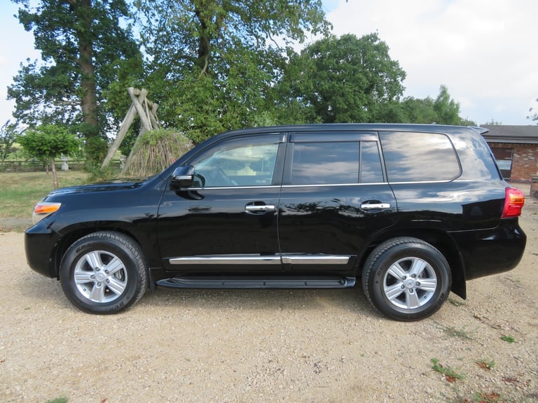 2014 Toyota Landcruiser Amazon ZX 4.6 V8 PETROL 8 SEATS TOP OF THE RANGE 4x4 Petrol Automatic