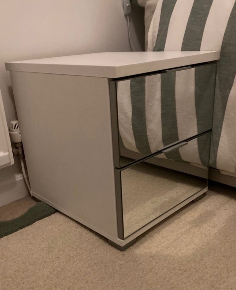 Mirrored bedside cabinet