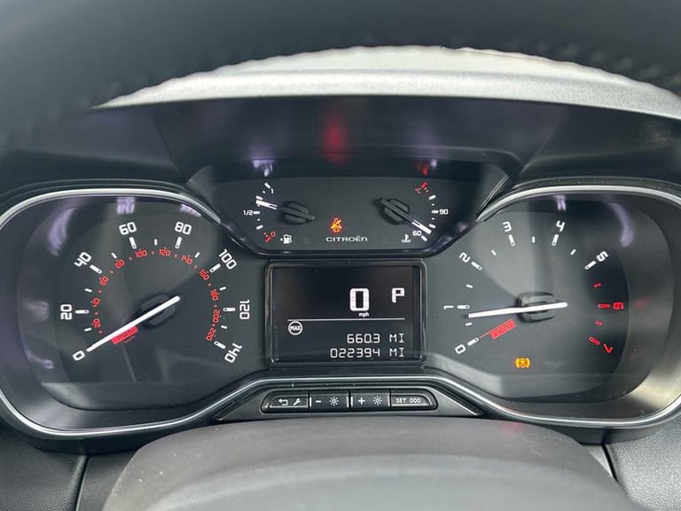 2023 Citroen C3 Aircross Aircross Shine + Ptch Automatic SUV Petrol Automatic