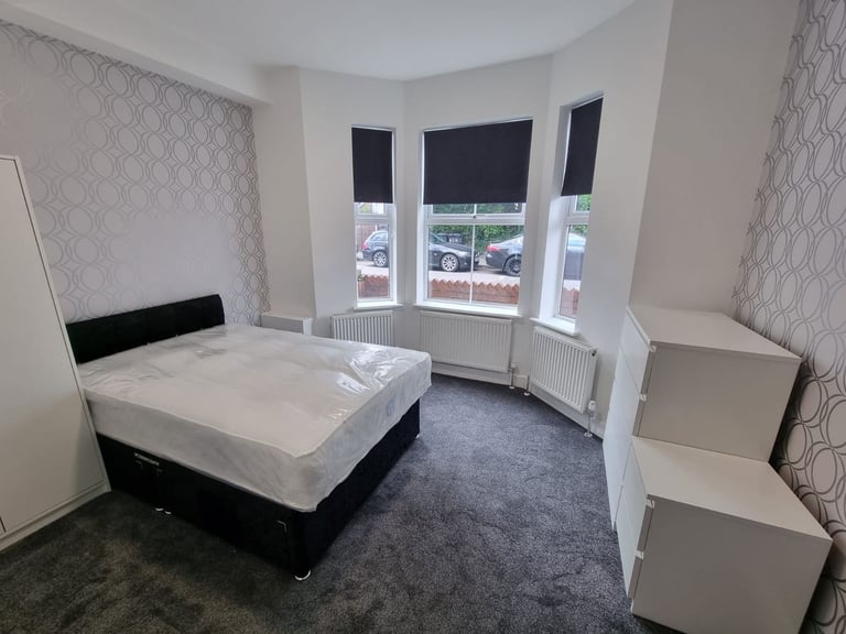 image for Modern Room in the Luton Town Centre - Available Now