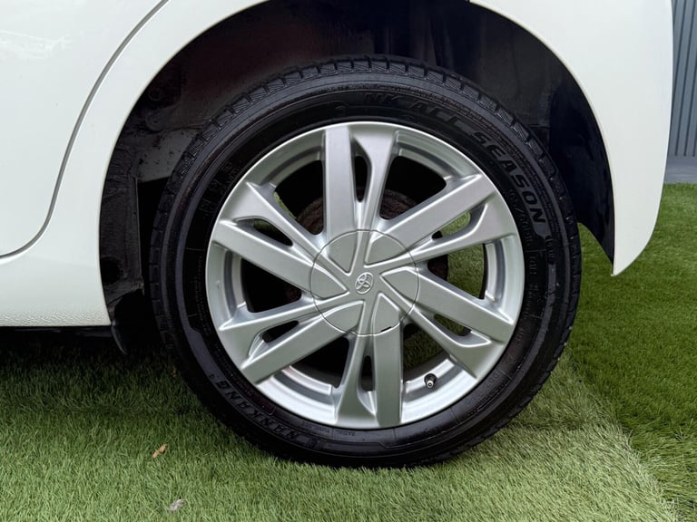 2015 Toyota AYGO 1.0 VVT-i x-pression x-wave 5dr Petrol Manual Euro 5 Euro 5 (68 ps) HATCHBACK Pe...