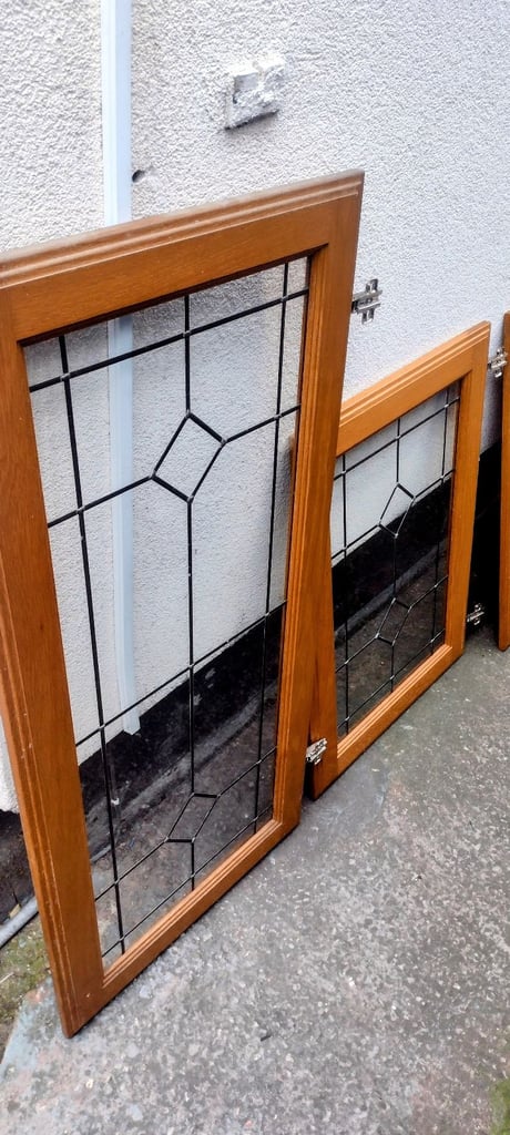 SOLID WOOD KITCHEN DOORS AND DRAW FRONTS