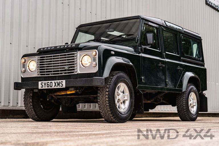 image for 2011 Land Rover Defender County Station Wagon TDCi WINDOW VAN Diesel Manual