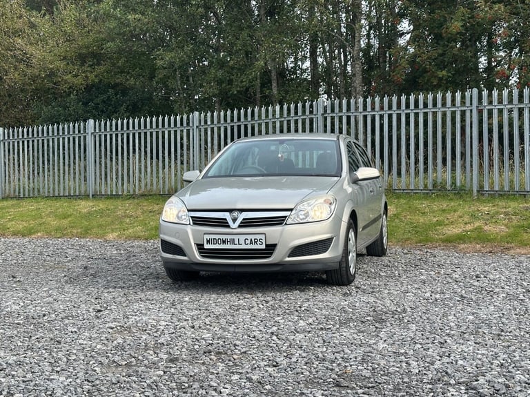 VAUXHALL ASTRA 1.6 i 16v Life 2009