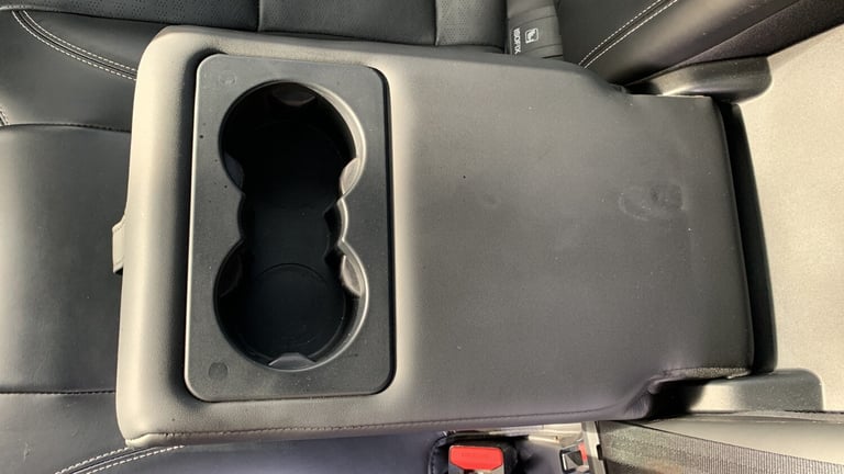 2018 Land Rover Range Rover Velar 2.0 D240 R-Dynamic SE SUV 5dr Diesel Auto 4WD Euro 6 (s/s) (240...