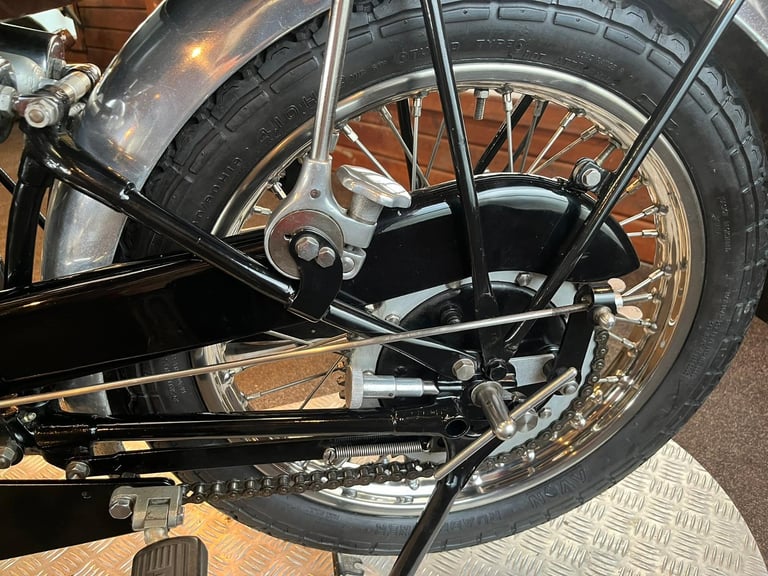 1950 VINCENT COMET 500 **MATCHING NUMBER** IMMACULATE CLASSIC BIKE 