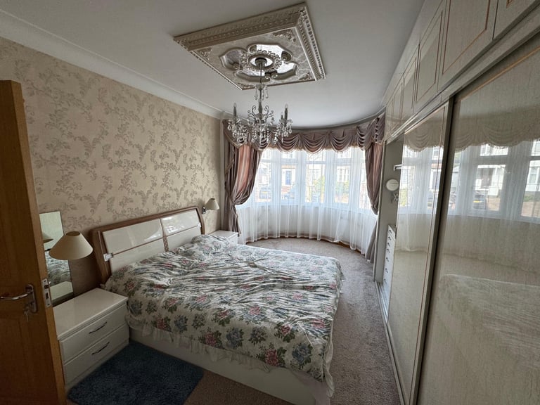 Rooms available for rent