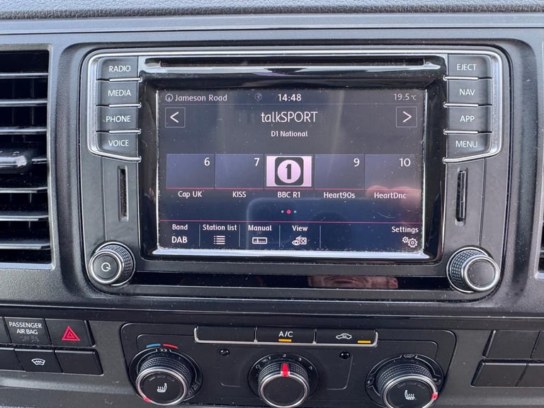 2018 VOLKSWAGEN TRANSPORTER T6 SPORTLINE 204BHP DSG. POP TOP. SOLAR.NO VAT