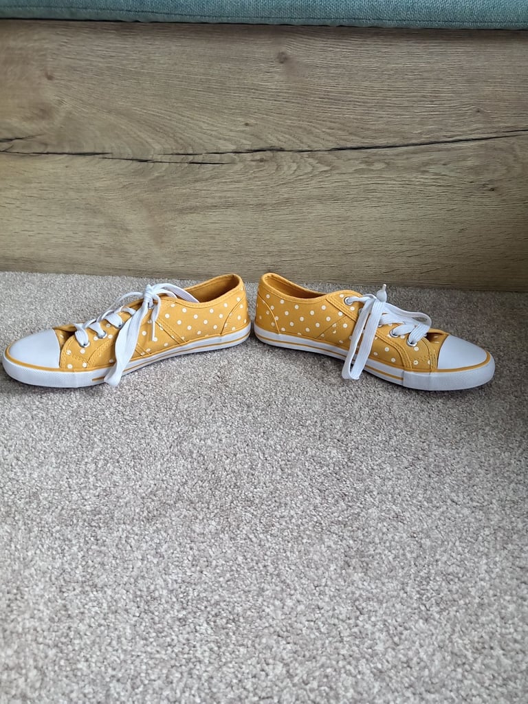 Women's yellow polka dot shoes