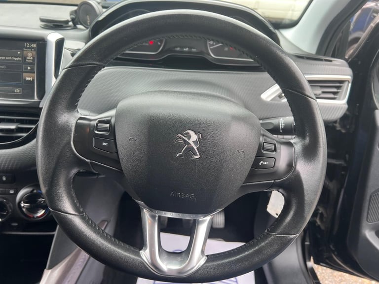 PEUGEOT 2008 1.2 PureTech Active 2015