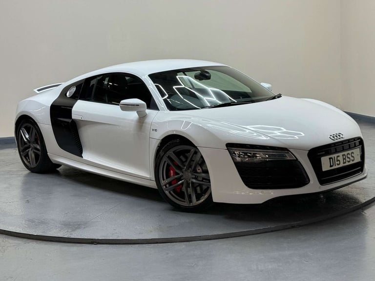 2013 Audi R8 5.2 FSI V10 S Tronic quattro Euro 5 2dr Coupe Petrol Automatic