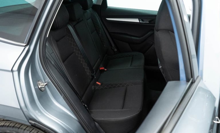 2021 21 SKODA KAROQ 1.5 TSI ACT SE TECHNOLOGY SUV 5DR PETROL MANUAL EURO 6 (S/S)