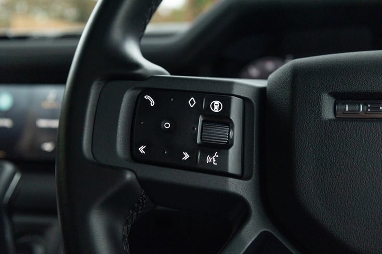 2024 Land Rover Defender 110 3.0 D250 MHEV X-Dynamic SE Auto 4WD Euro 6 (s/s) 5dr ESTATE Diesel A...
