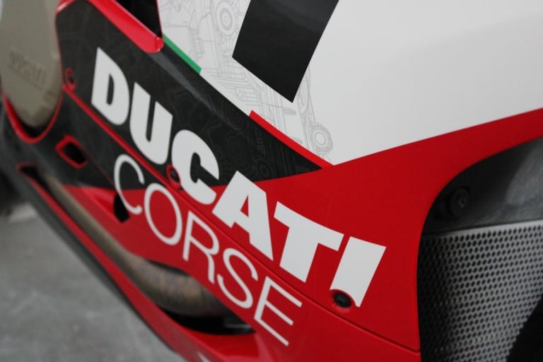 2024 Ducati Panigale V2 Superquadro Final Edition #455/555