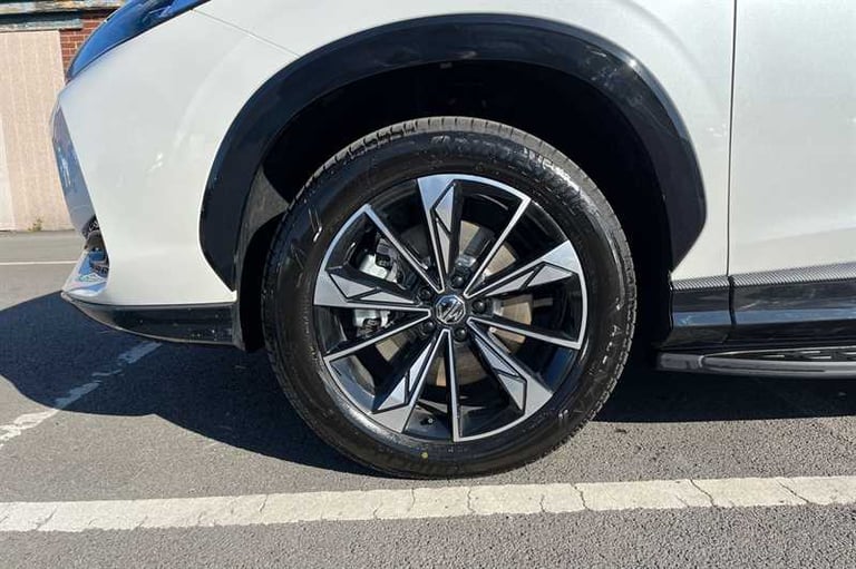 2025 MG MG HS 1.5 T-GDI PHEV Trophy 5dr Auto ESTATE PETROL/ELECTRIC Automatic