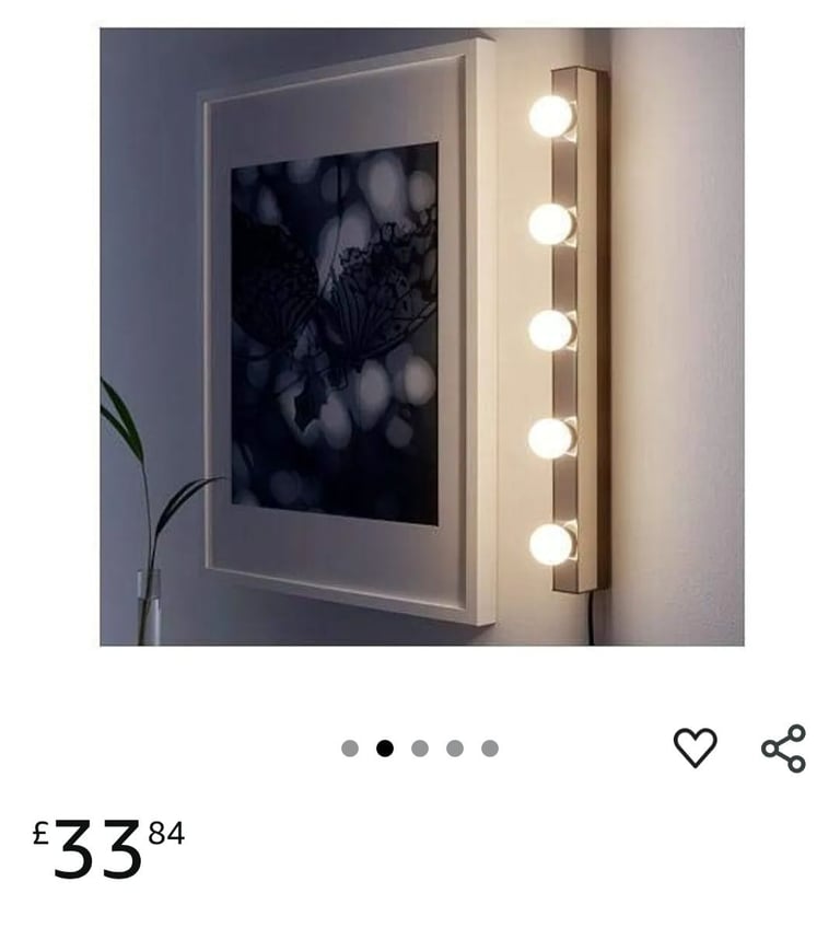 Hollywood mirror and lights