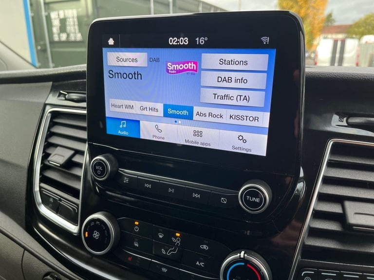 2022 Ford Transit Custom Double Cab in Van Limited 2.0L 170PS AUTO Frozen White