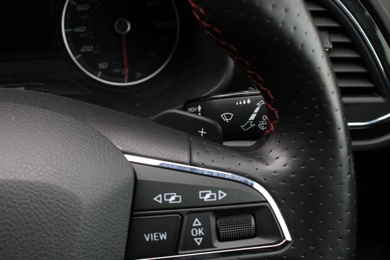 2019 SEAT Leon 2.0 TSI FR DSG Euro 6 (s/s) 5dr HATCHBACK Petrol Automatic