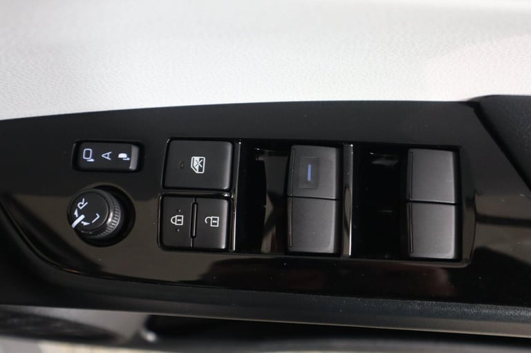2022 Toyota Prius 1.8 VVT-h Excel CVT Euro 6 (s/s) 5dr (15in Alloy) Hatchback PETROL/ELECTRIC Aut...