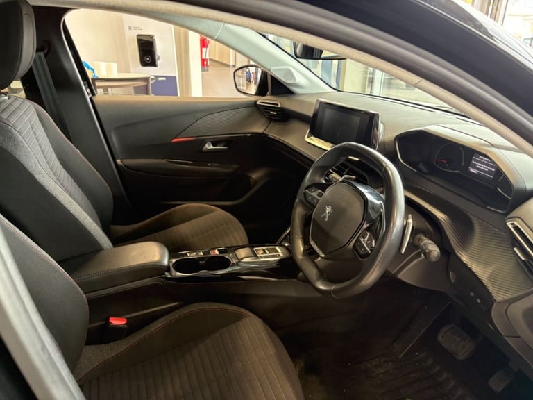  Peugeot 208 1.2 PureTech 100 Active Premium 5dr EAT8 Petrol