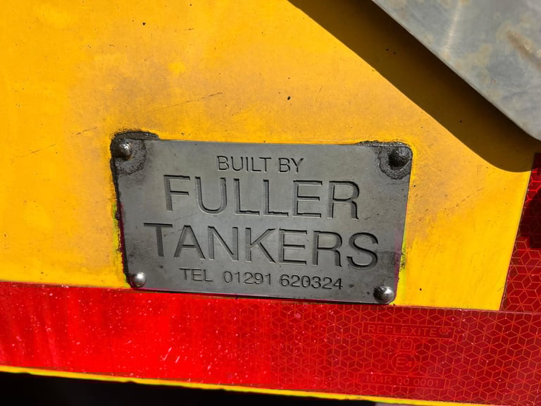 Mercedes-Benz ECONIC 1830 