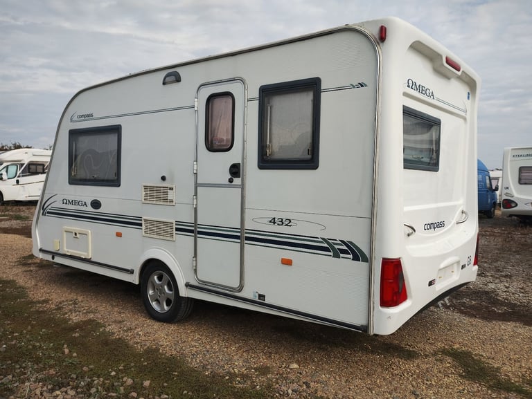 Compass Omega 433 2 berth 