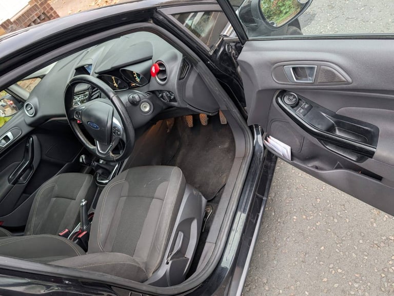 2015 Ford Fiesta 1.0 EcoBoost Titanium. ROAD Tax – £20   MOT till September 2026.!! 