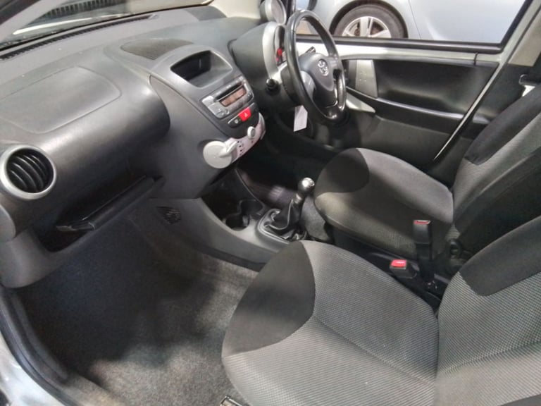 2012 Toyota AYGO 1.0 VVT-i Fire 5dr HATCHBACK PETROL Manual