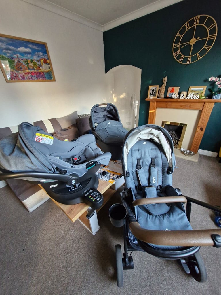 image for Joie Versatrax travel system + Encore i-base 360