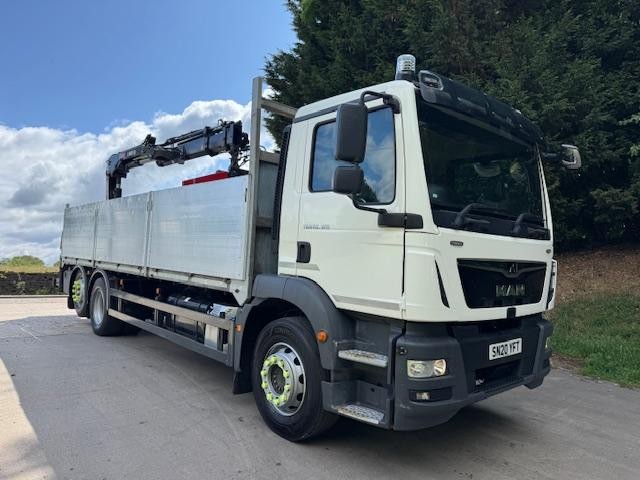 2020 MAN TGM 26.320 E6 6x2 drop side remote Hiab X-HIDUO 158 crane & block grab 