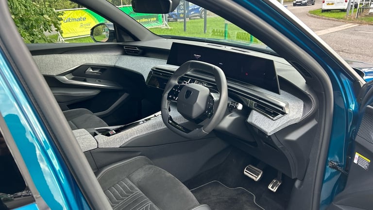 2025 Peugeot 5008 1.2 Hybrid 136 GT 5dr e-DSC6 Petrol Estate Estate Petrol Automatic