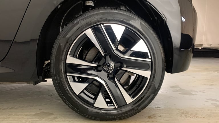 2024 Peugeot 208 50kWh E-Style Hatchback 5dr Electric Auto (7.4kW Charger) (136 ps) Hatchback Ele...