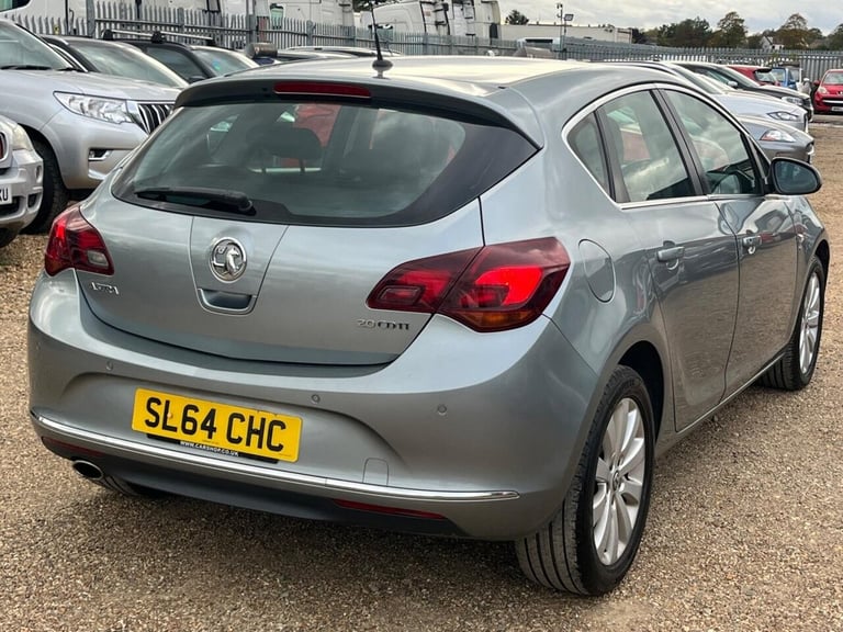2014 Vauxhall Astra 2.0 CDTi ecoFLEX Elite Euro 5 (s/s) 5dr Hatchback Diesel Manual