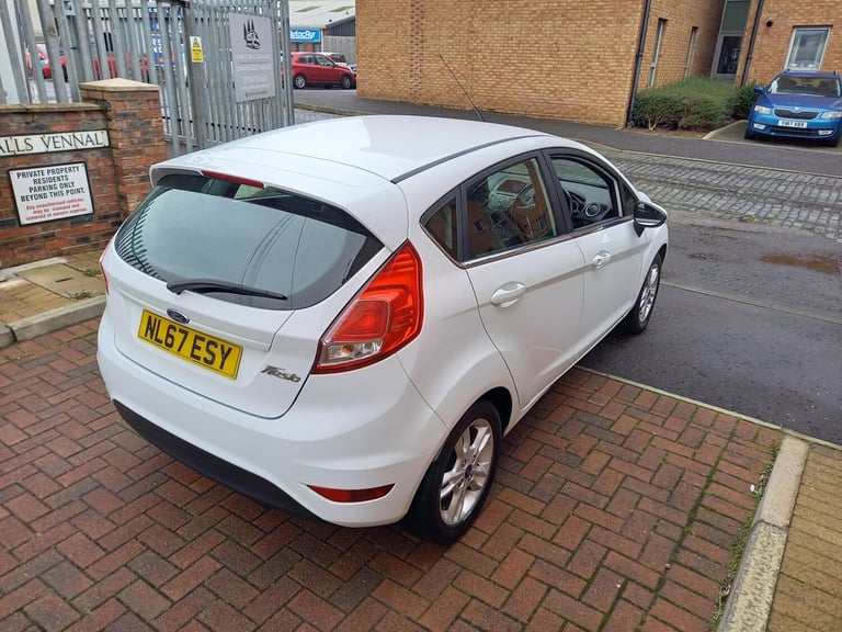 2017 Ford Fiesta 1.25 82 Zetec 5dr HATCHBACK Petrol Manual