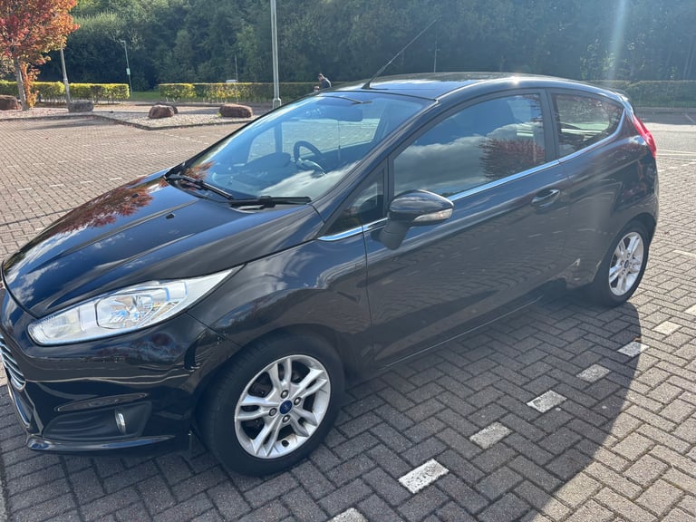 Ford, FIESTA, Hatchback, 2014, Manual, 1241 (cc), 3 doors