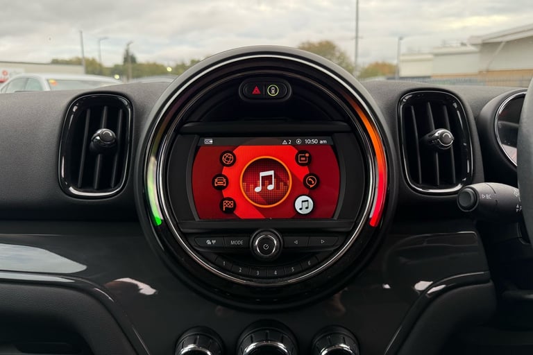 2019 MINI Countryman 1.5 Cooper Classic 5dr [Comfort Pack] Hatchback PETROL Manual