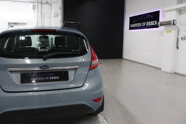  Ford Fiesta 1.25 Zetec 5dr Petrol Manual