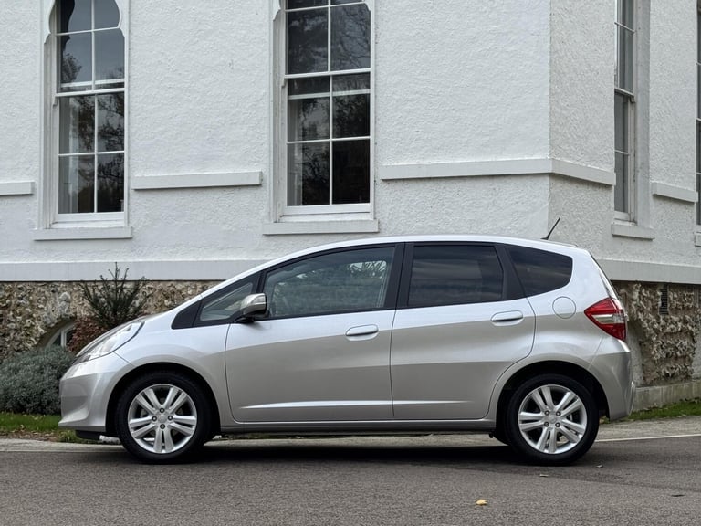 2013 Honda Jazz 1.4 i-VTEC ES Plus Hatchback 5dr Petrol CVT Euro 5 (99 ps) Hatchback Petrol Autom...